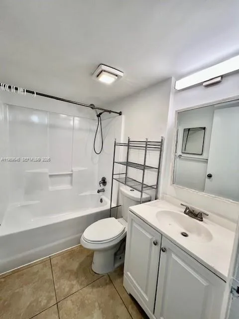 3690 N 56th Ave # 902, Hollywood, FL 33021 photo 5