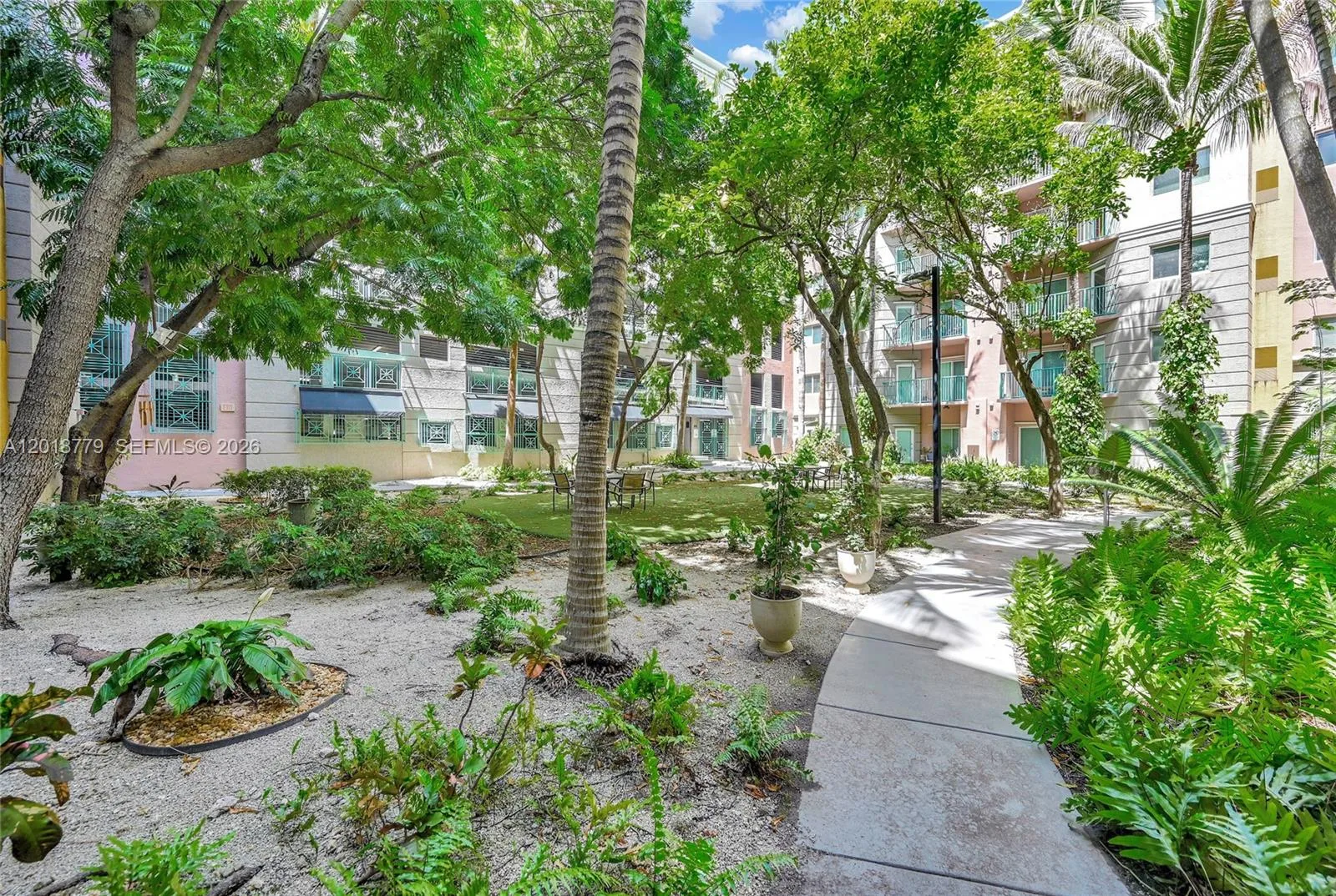 6001 SW 70th St # 241, South Miami, FL 33143 photo 3