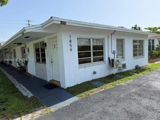 1859 Wiley St # 3, Hollywood, FL 33020