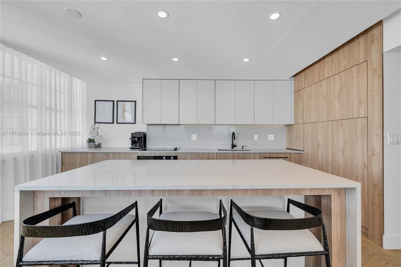 5660 Collins Ave # 18D, Miami Beach, FL 33140 photo 12