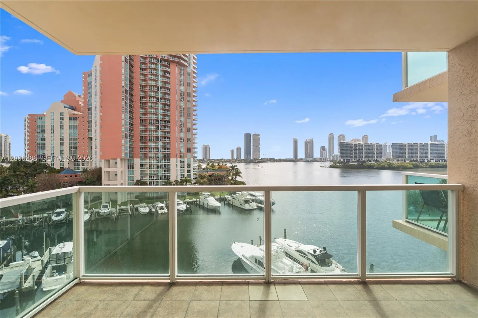 3330 NE 190th St # 712, Aventura, FL 33180