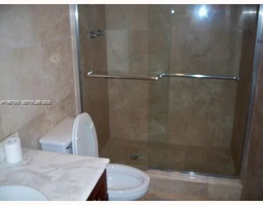 19390 Collins Ave # 1220, Sunny Isles Beach, FL 33160 photo 3