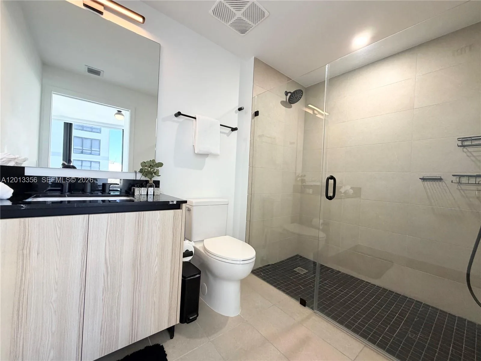 225 N Miami Ave # 1412, Miami, FL 33128 photo 13