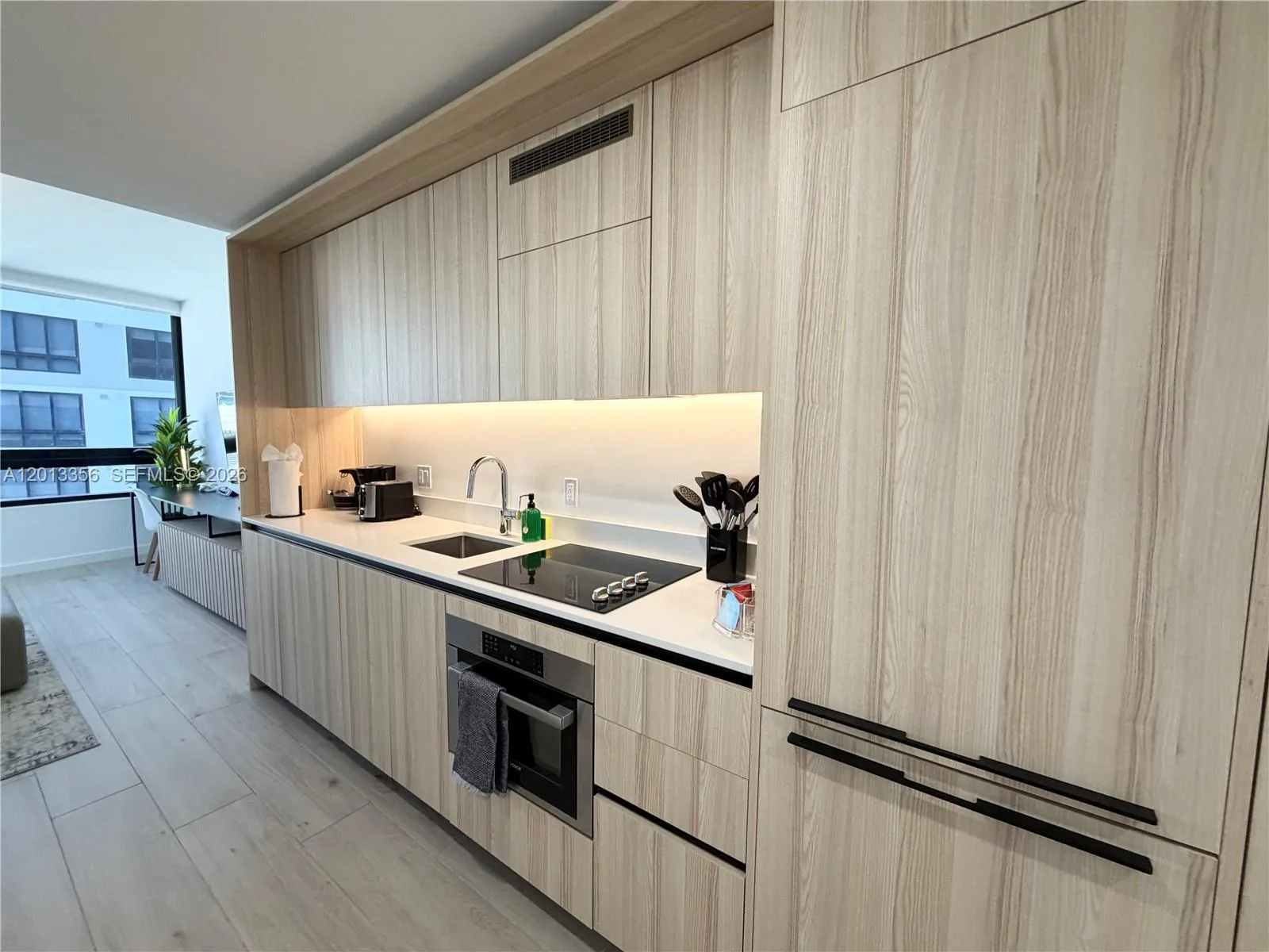 225 N Miami Ave # 1412, Miami, FL 33128 photo 2