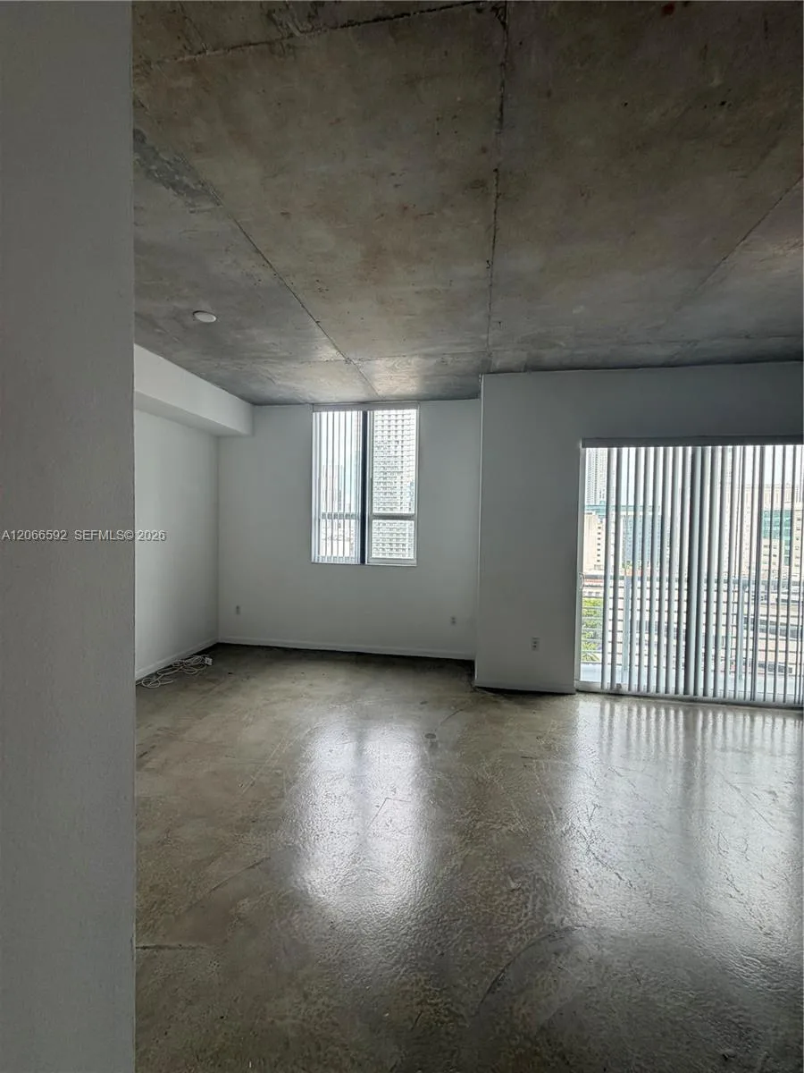 234 NE 3rd St # 1603, Miami, FL 33132 photo 2