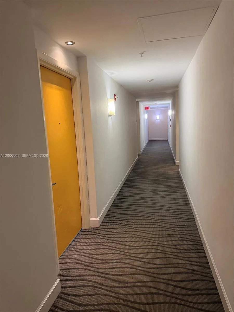 234 NE 3rd St # 1603, Miami, FL 33132 photo 6