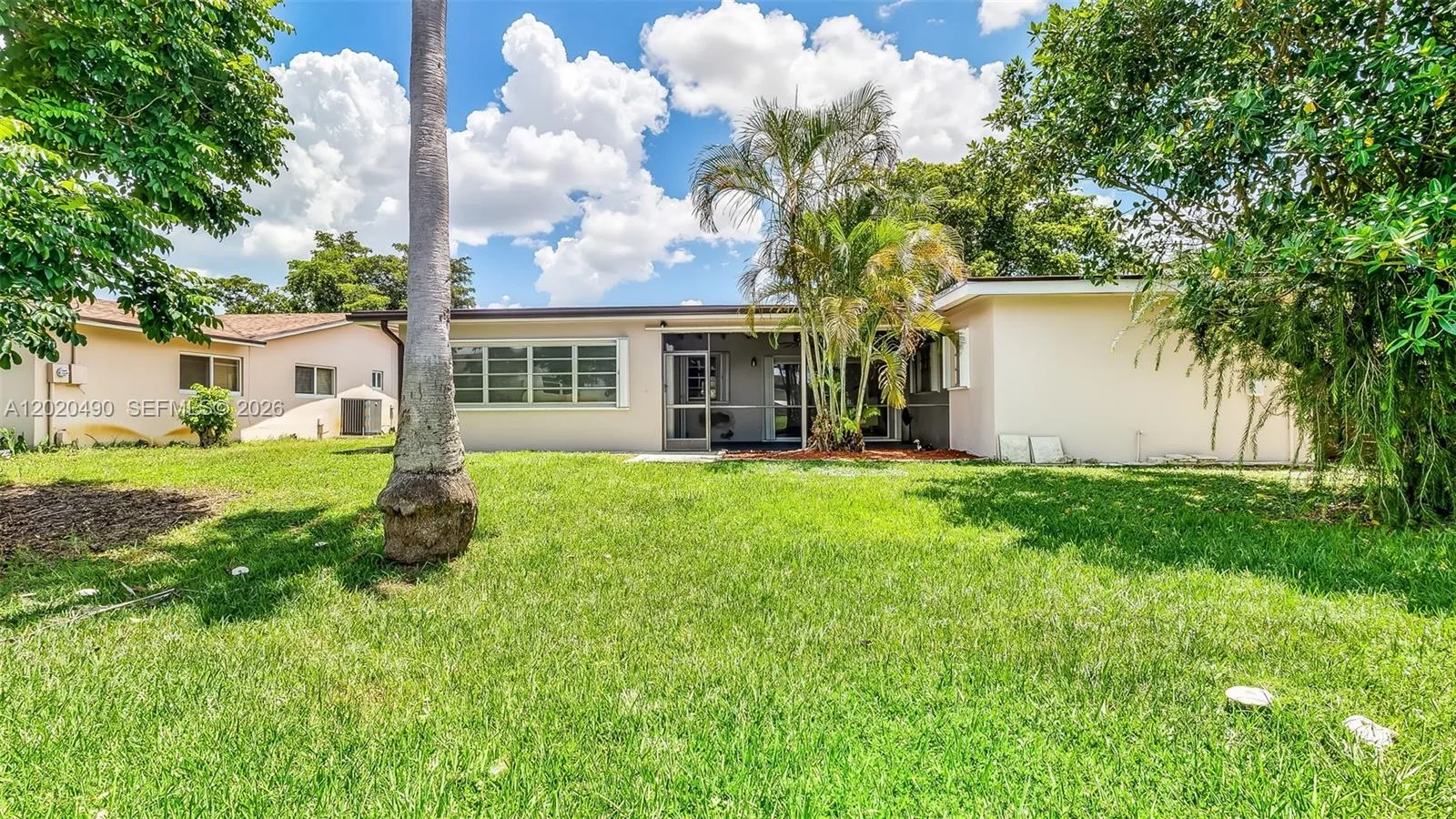 500 NW 96th Ter, Pembroke Pines, FL 33024 photo 10