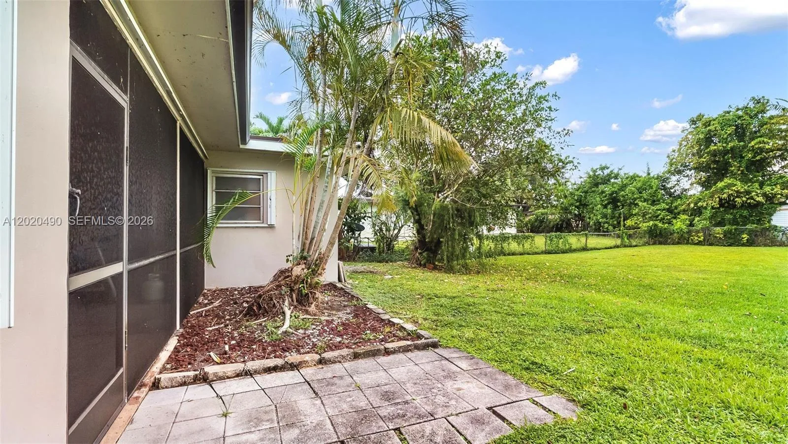 500 NW 96th Ter, Pembroke Pines, FL 33024 photo 9