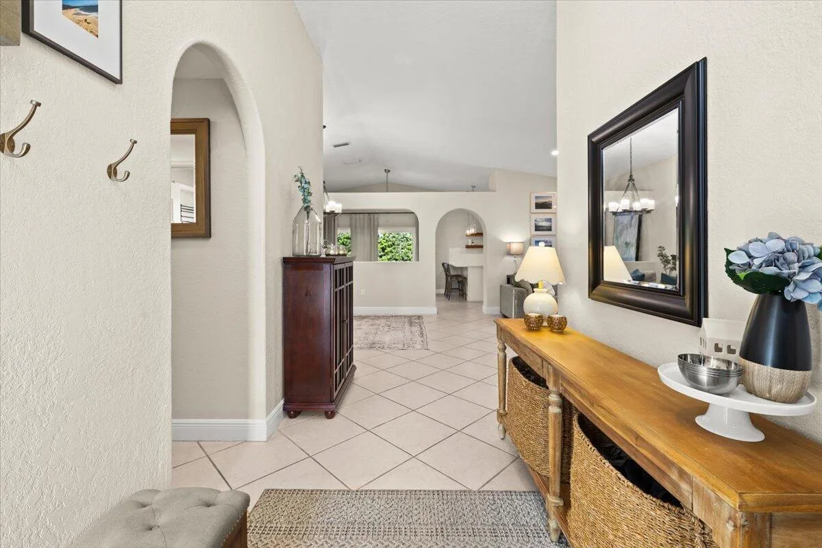 14525 NW 88th Avenue, Miami Lakes, FL 33018 photo 2