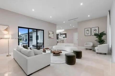 80 NW 129th Ave, Miami, FL 33182 photo 5