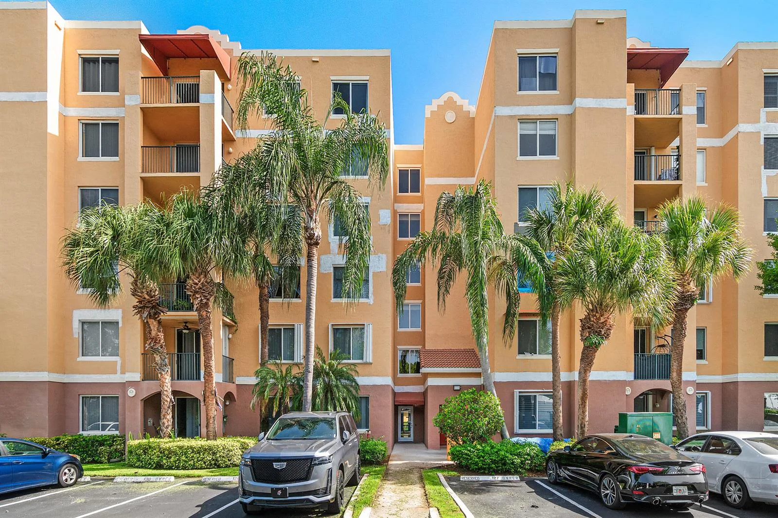 1000 Scotia Drive # 102, Hypoluxo, FL 33462