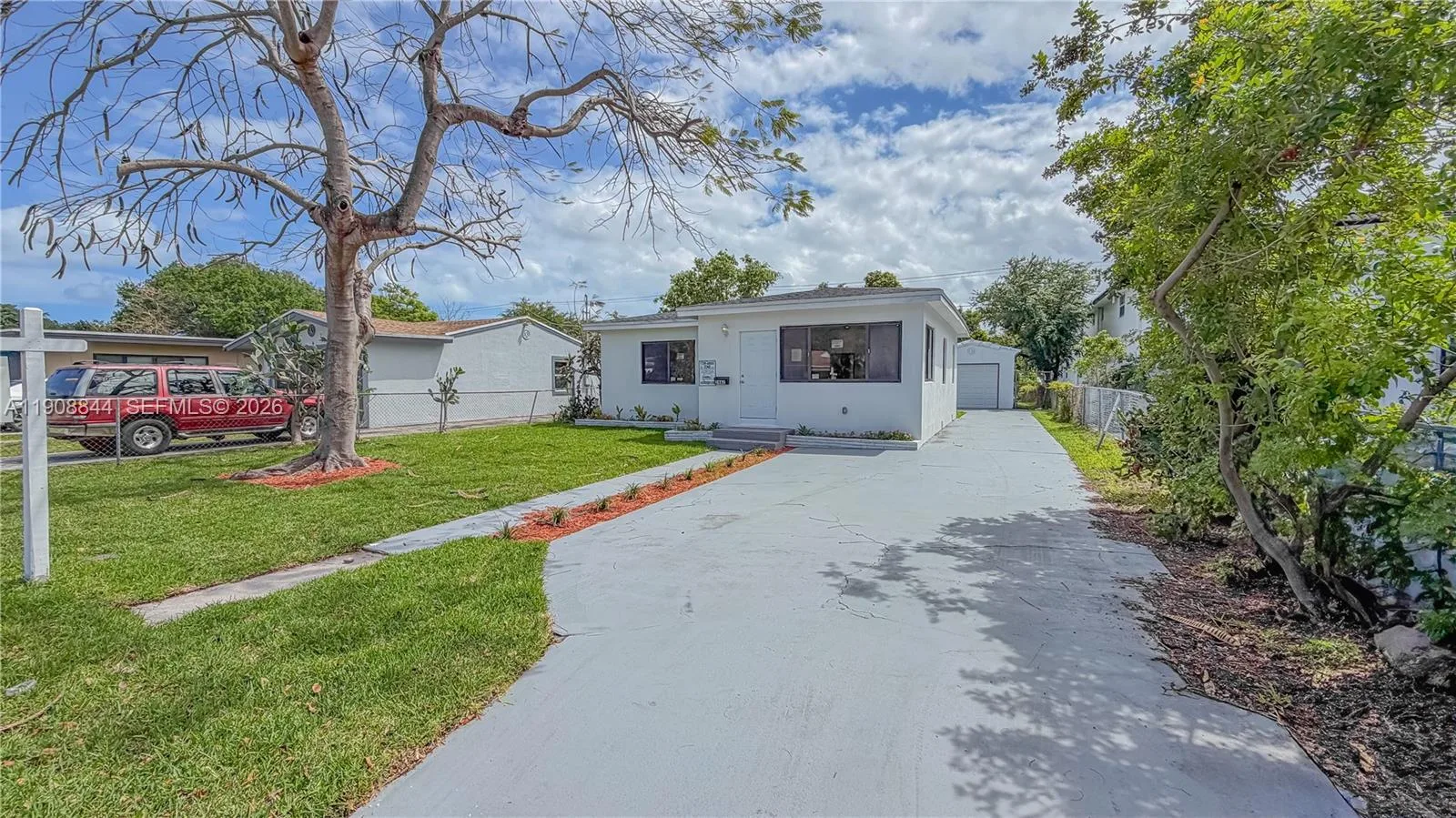 2462 Johnson St, Hollywood, FL 33020 photo 7