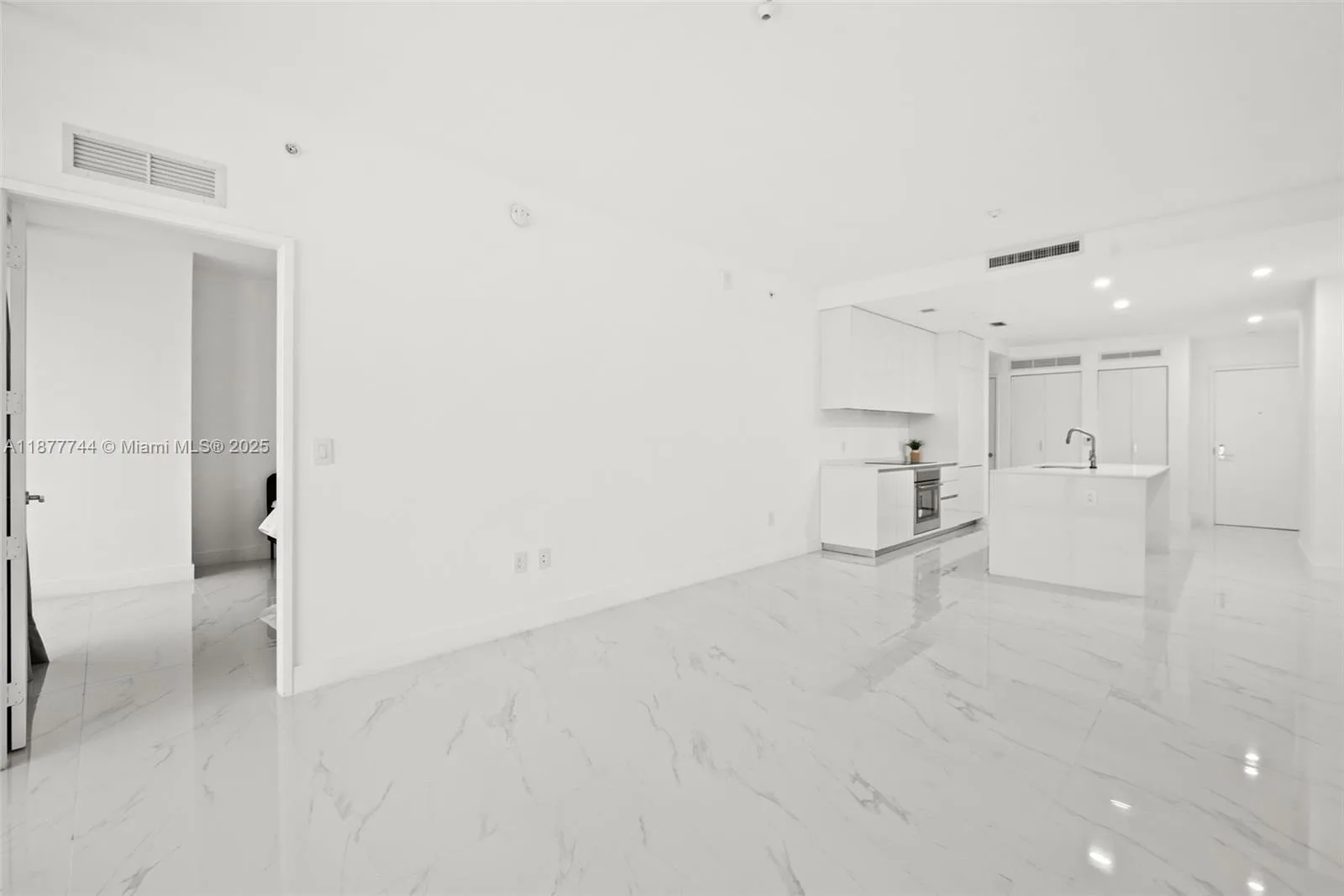 700 NE 24th St # 3404, Miami, FL 33137 photo 12