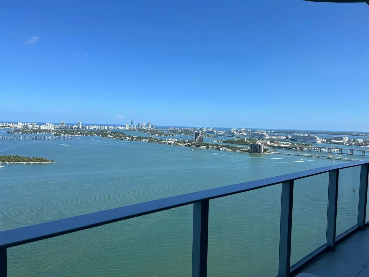 700 NE 24th St # 3404, Miami, FL 33137 photo 4