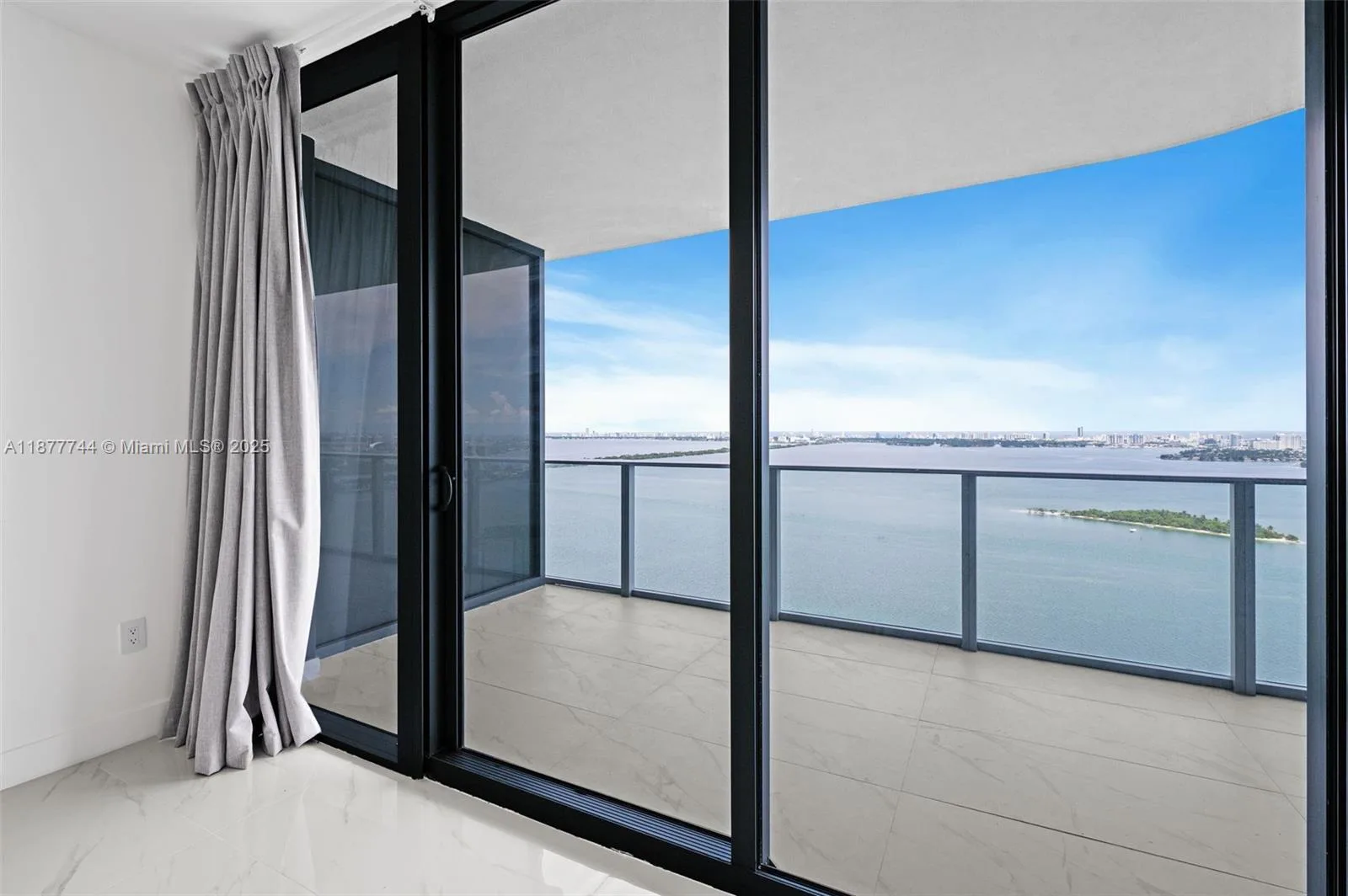700 NE 24th St # 3404, Miami, FL 33137 photo 6