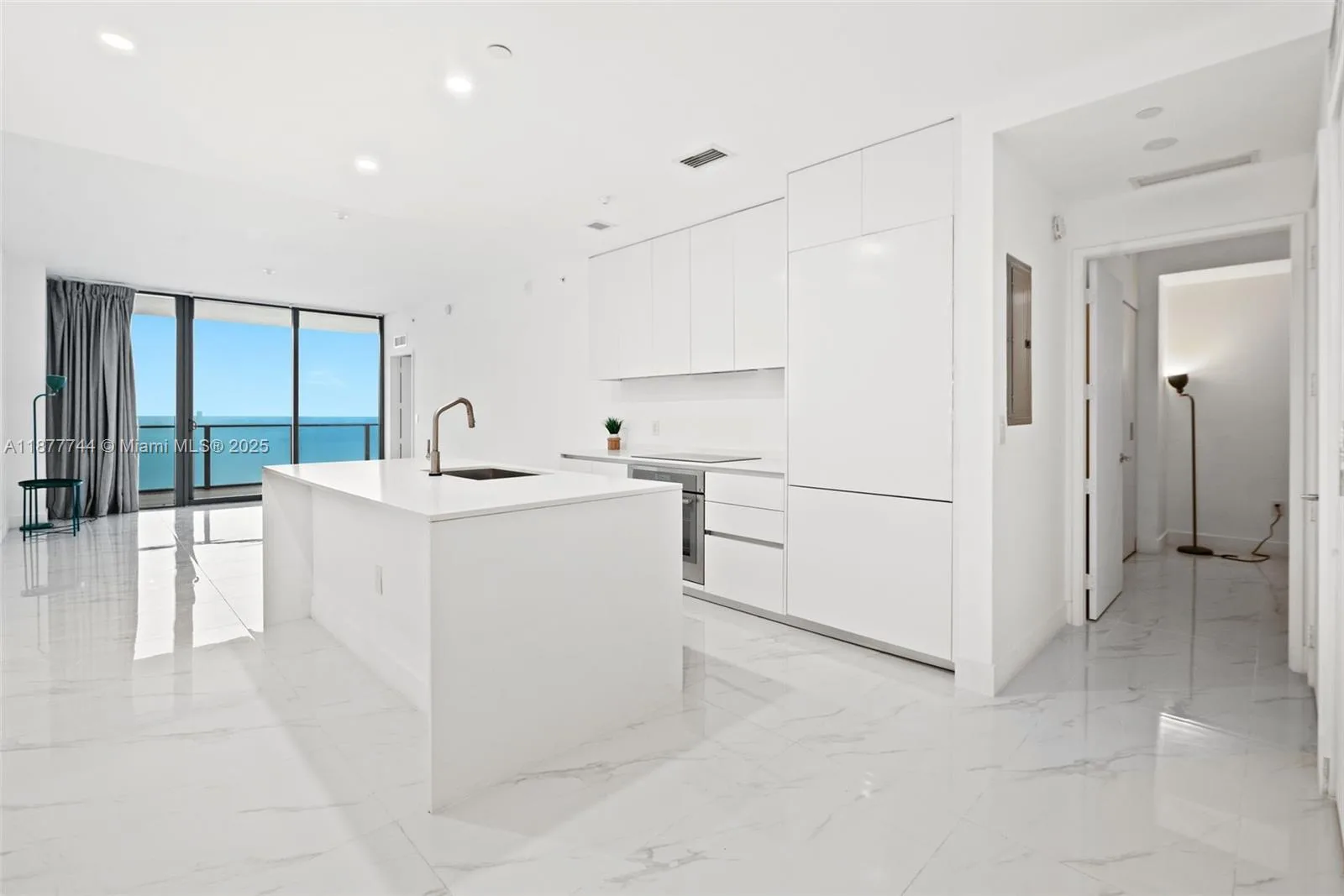 700 NE 24th St # 3404, Miami, FL 33137 photo 8