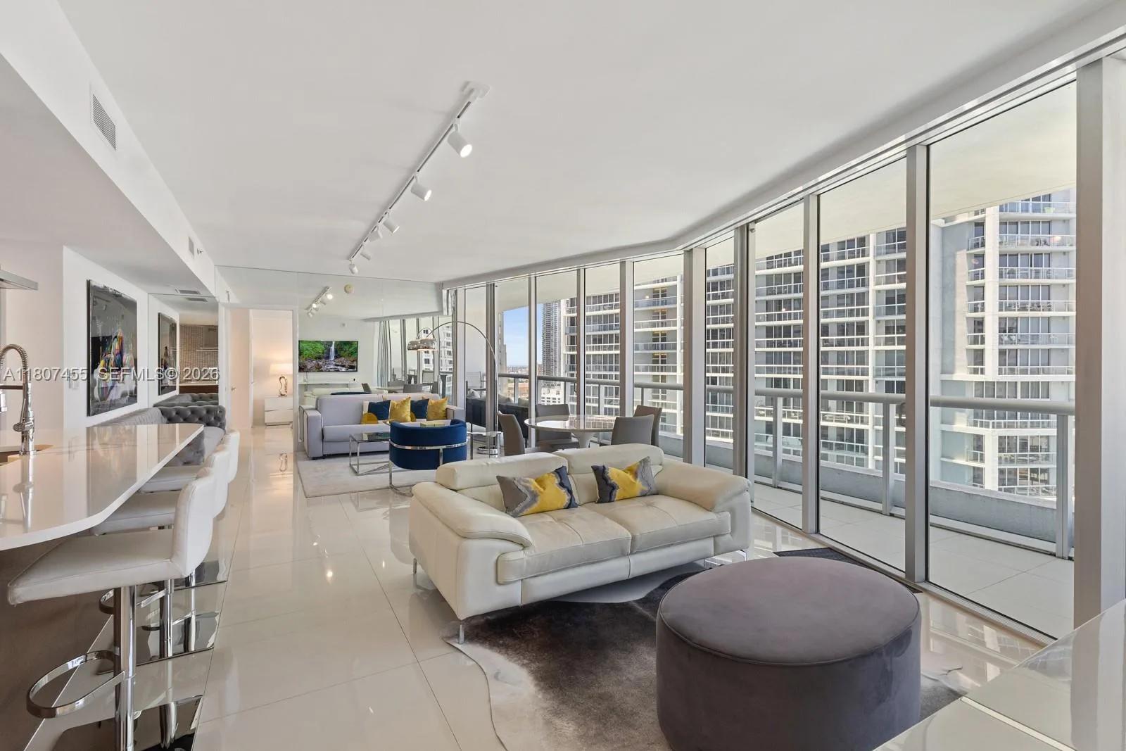 495 Brickell Ave # 2304, Miami, FL 33131 photo 5