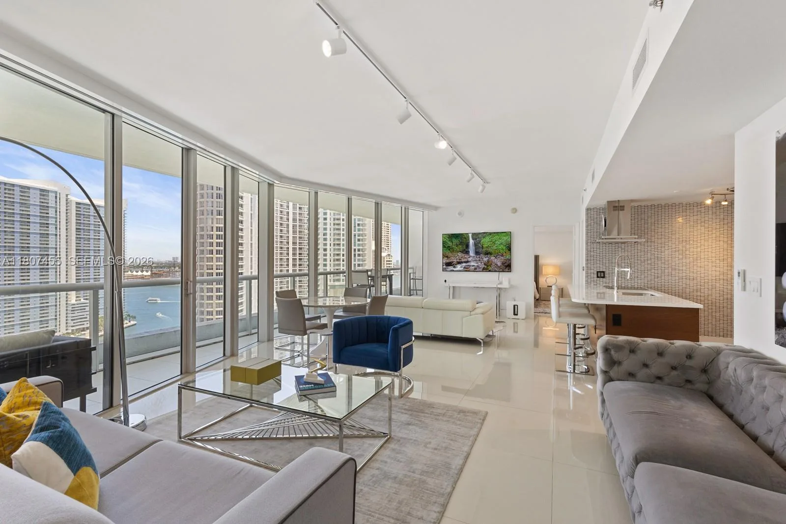 495 Brickell Ave # 2304, Miami, FL 33131 photo 6