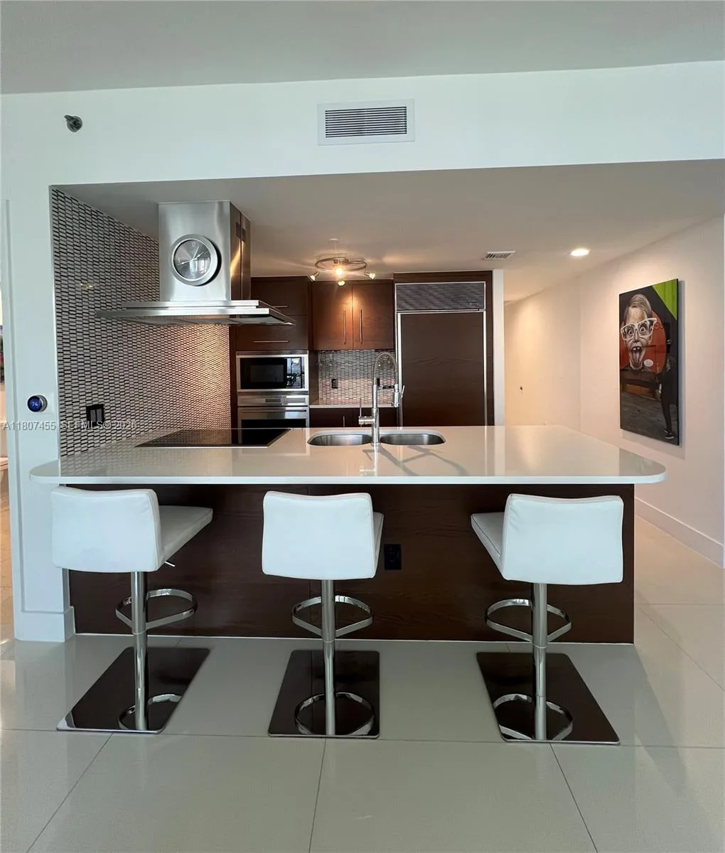 495 Brickell Ave # 2304, Miami, FL 33131 photo 9