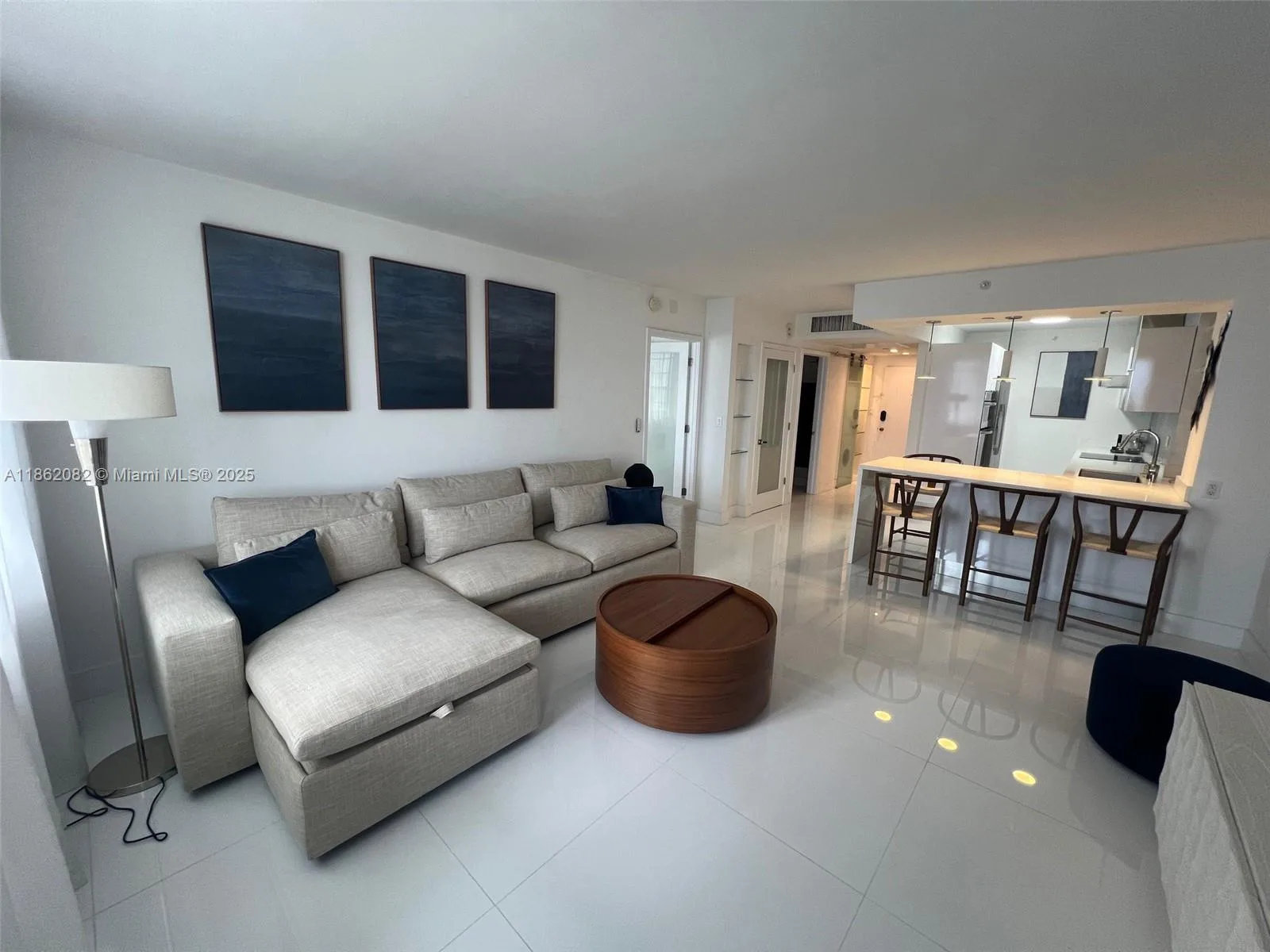 100 Lincoln Rd # 1022, Miami Beach, FL 33139 photo 2