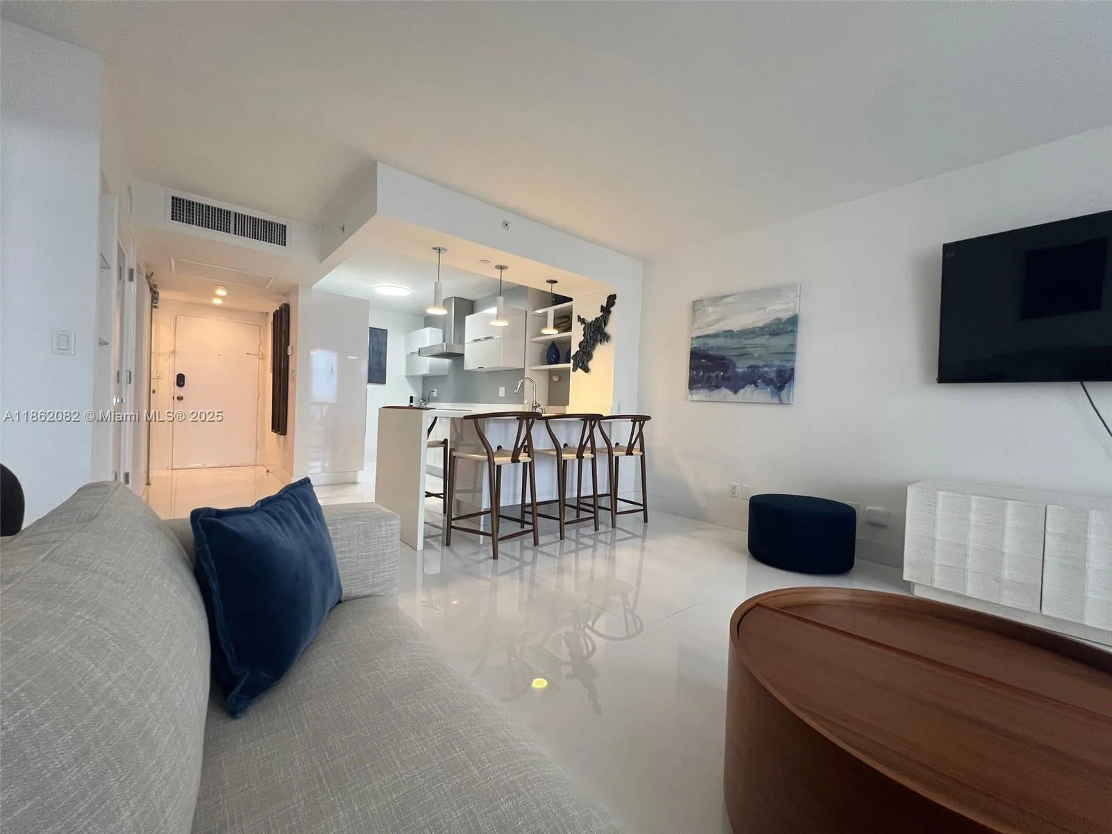 100 Lincoln Rd # 1022, Miami Beach, FL 33139 photo 5