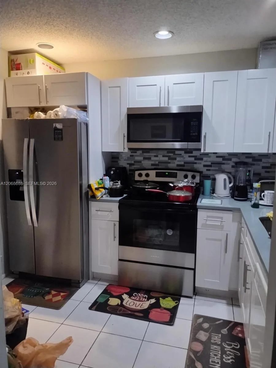9218 NW 1 ST # 202, Pembroke Pines, FL 33024 photo 3