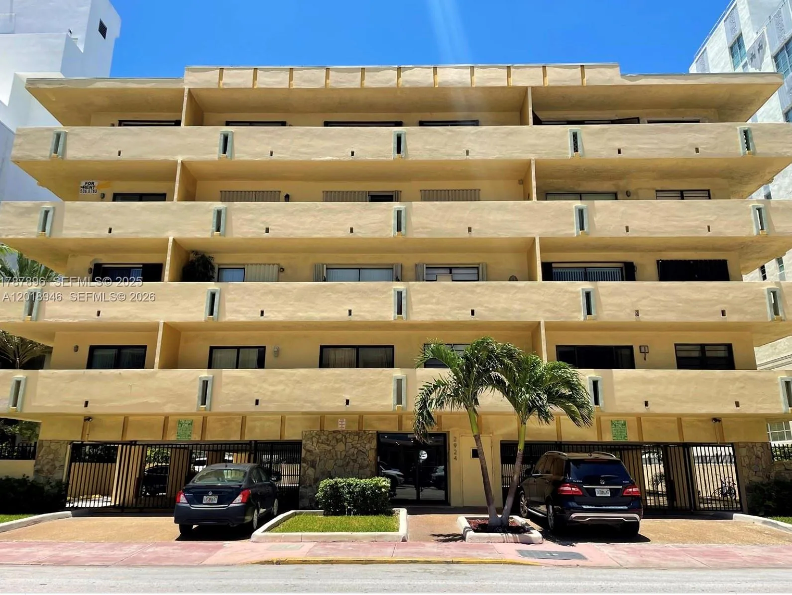 2924 Collins Ave # 404, Miami Beach, FL 33140