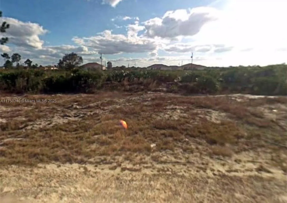 2707 63rd ST W, Lehigh Acres, FL 33971 photo 3