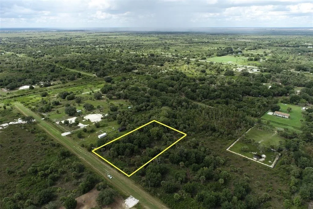 19731 NW 266th Street, Okeechobee, FL 34972