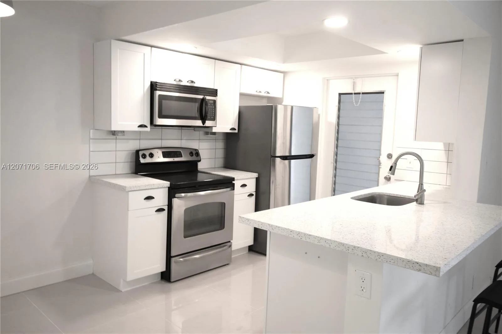 2166 NE 56th St # 203, Fort Lauderdale, FL 33308