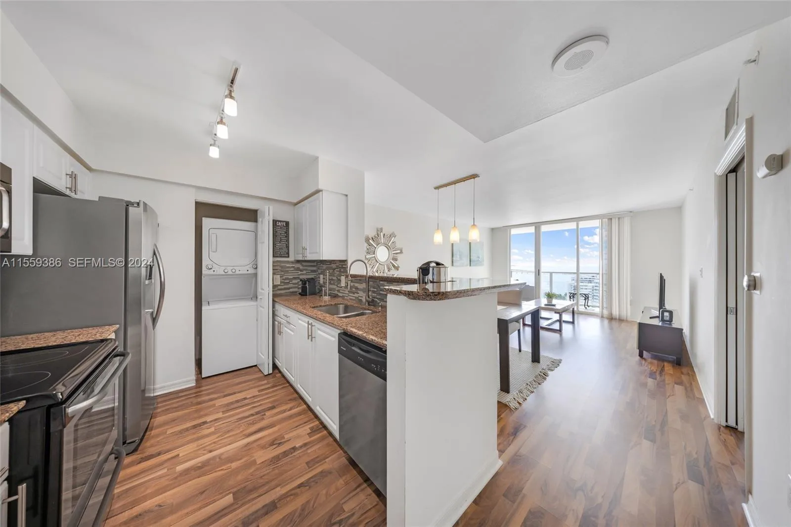 1155 Brickell Bay Drive # Apt 2207, Miami, FL 33131 photo 11