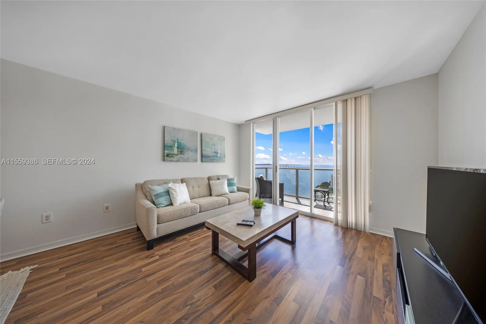 1155 Brickell Bay Drive # Apt 2207, Miami, FL 33131 photo 4