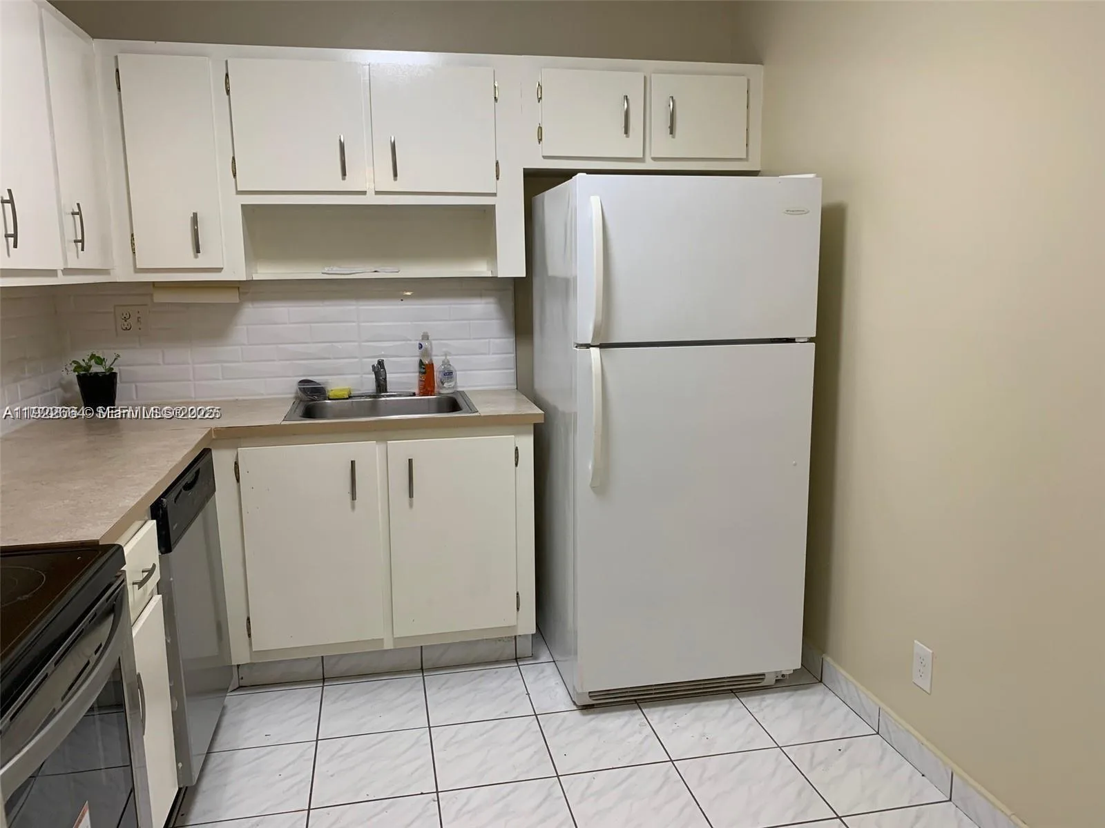 500 Three Islands Blvd # 307, Hallandale Beach, FL 33009 photo 13