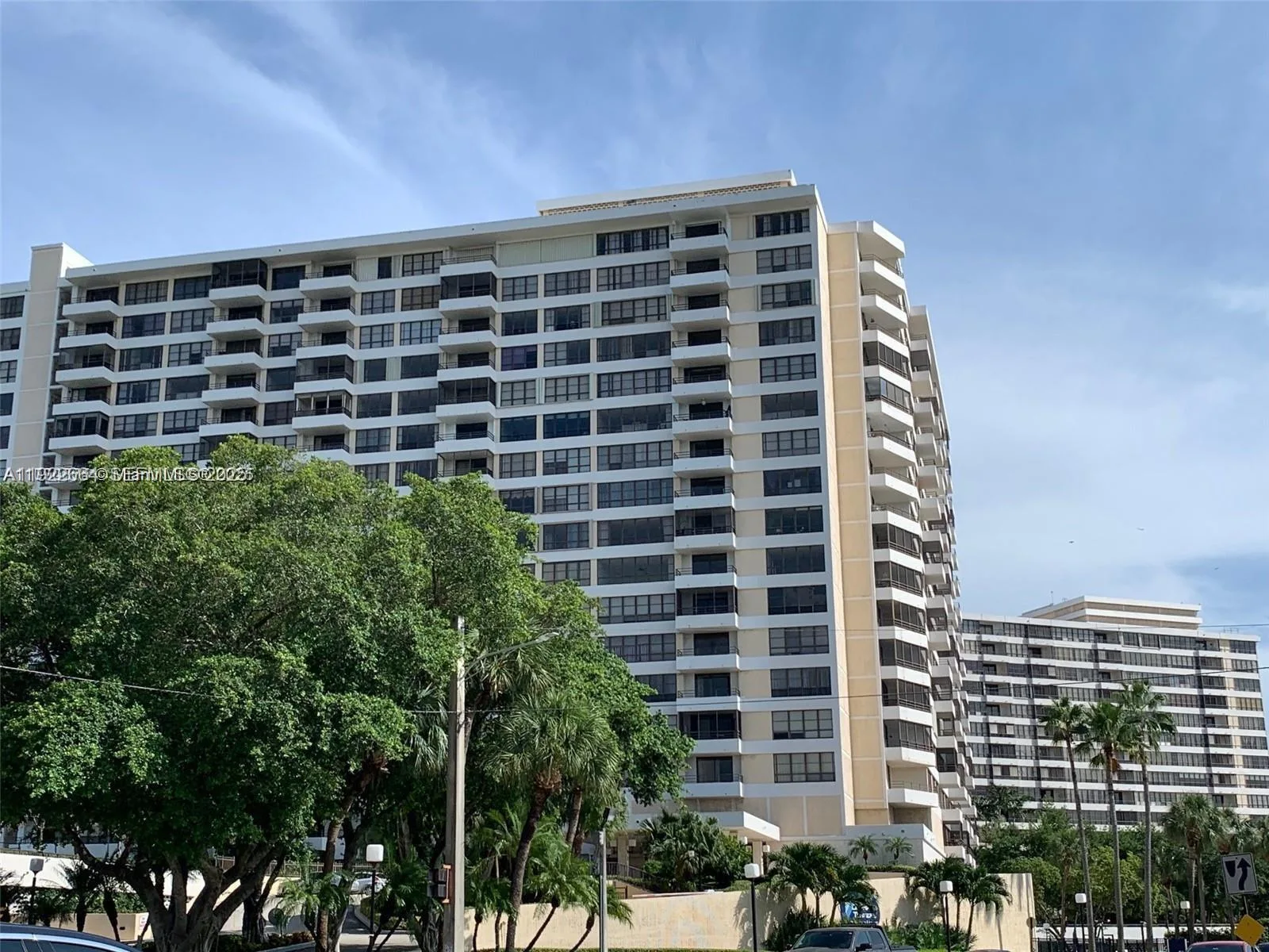 500 Three Islands Blvd # 307, Hallandale Beach, FL 33009 photo 2