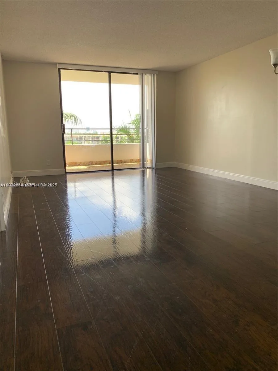500 Three Islands Blvd # 307, Hallandale Beach, FL 33009 photo 4