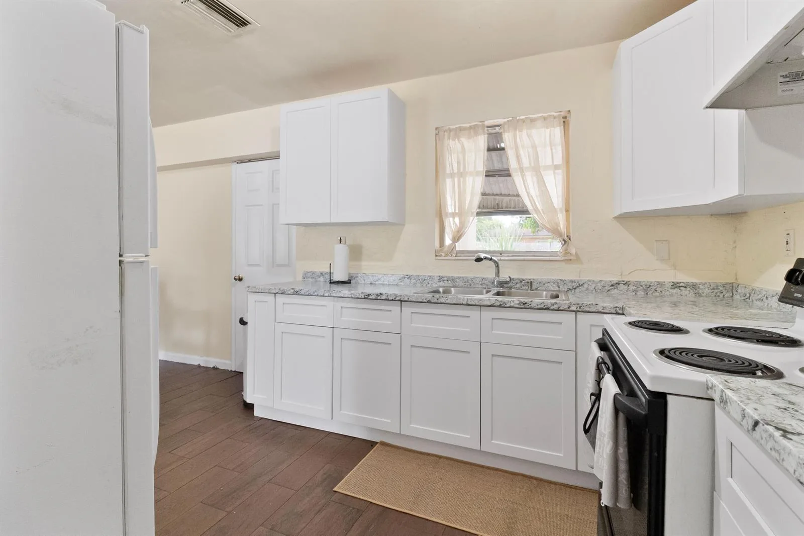 3431 NW 4th Street, Lauderhill, FL 33311 photo 8
