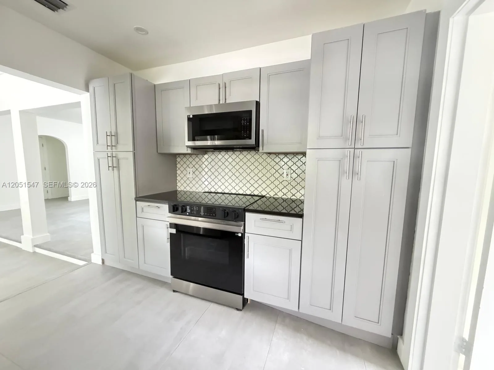 859 NE 115th St, Biscayne Park, FL 33161 photo 8