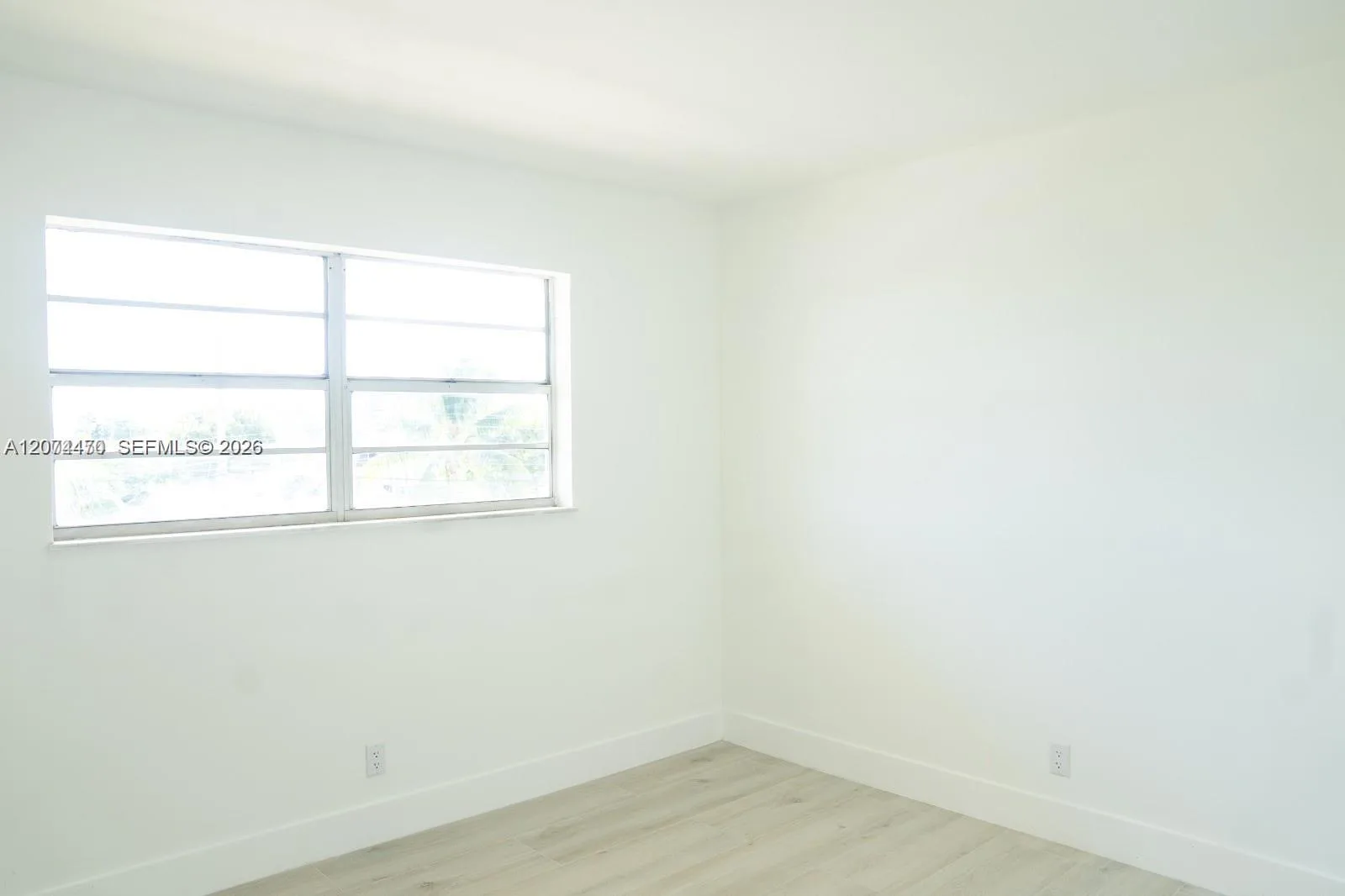 220 SW 9th Ave # 306, Hallandale Beach, FL 33009 photo 12