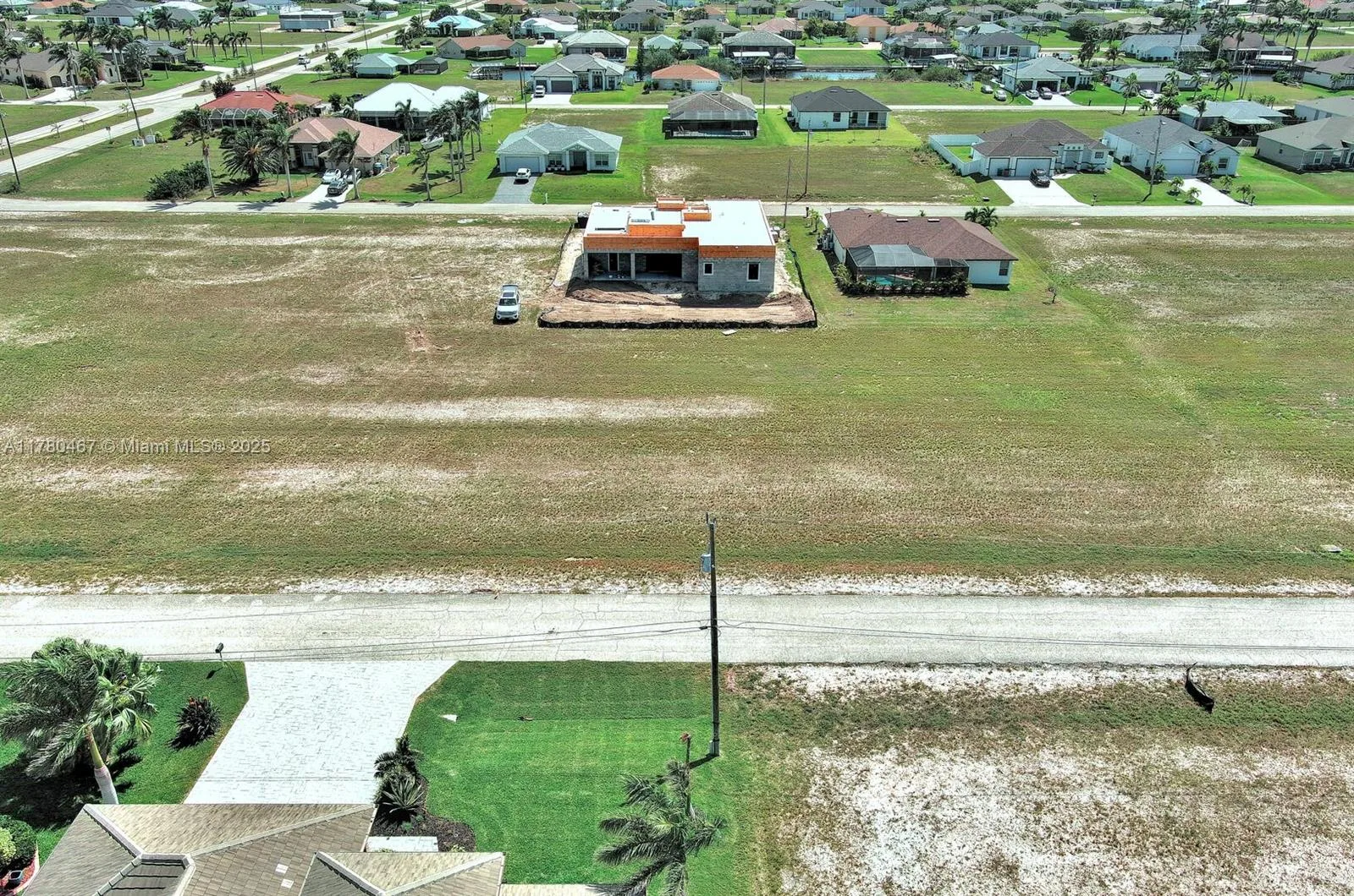 1037 NW 37TH PL, Cape Coral, FL 33993 photo 13