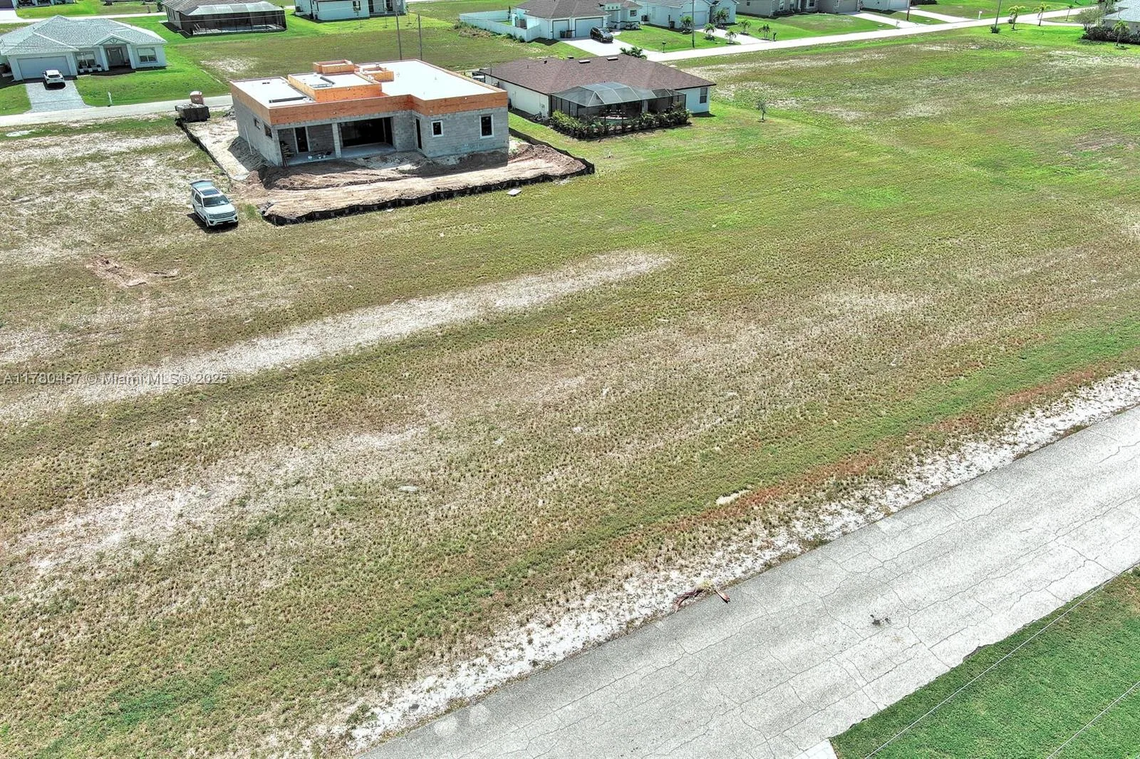 1037 NW 37TH PL, Cape Coral, FL 33993 photo 9
