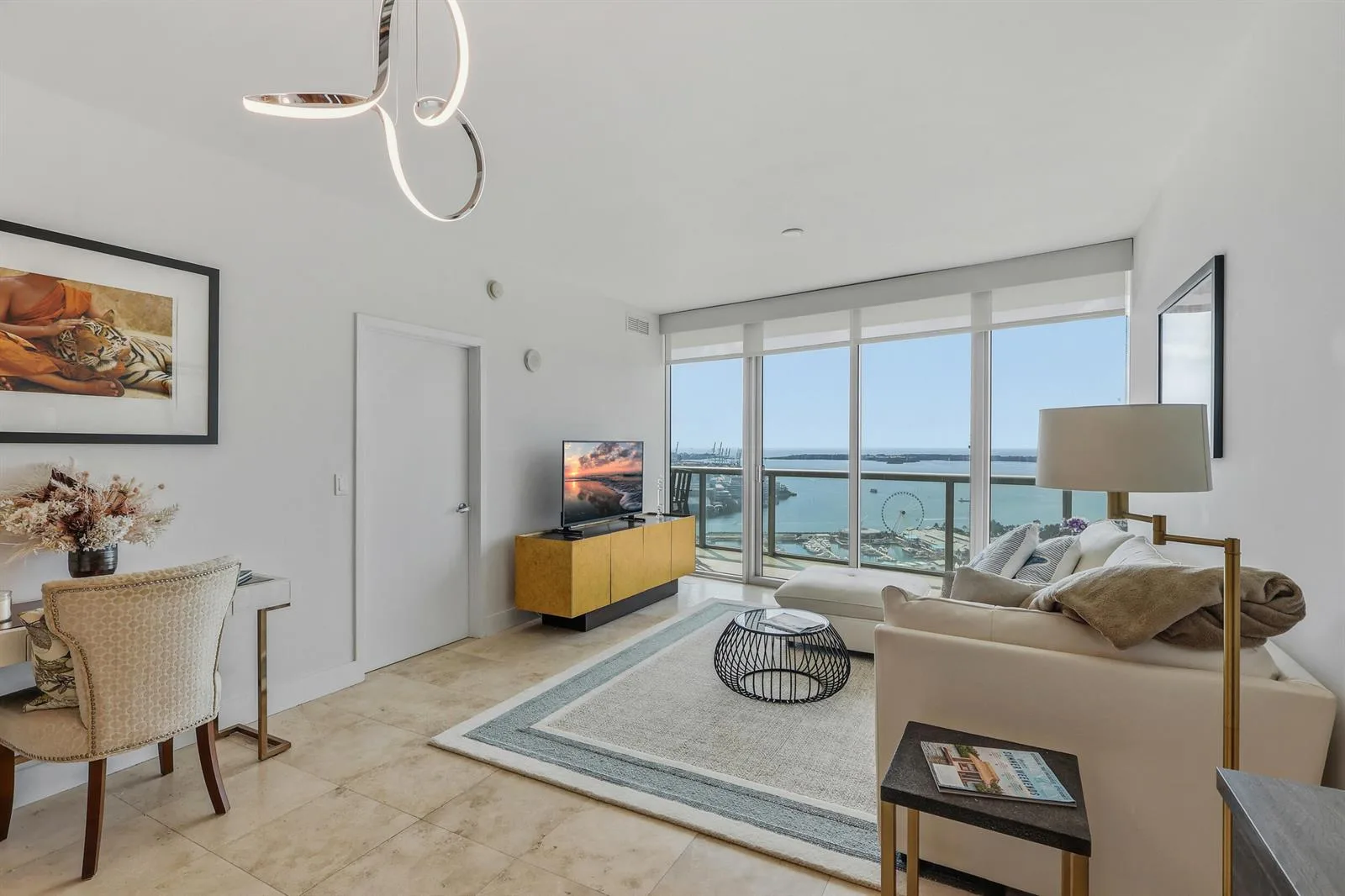 888 Biscayne Boulevard # 3702, Miami, FL 33132 photo 3