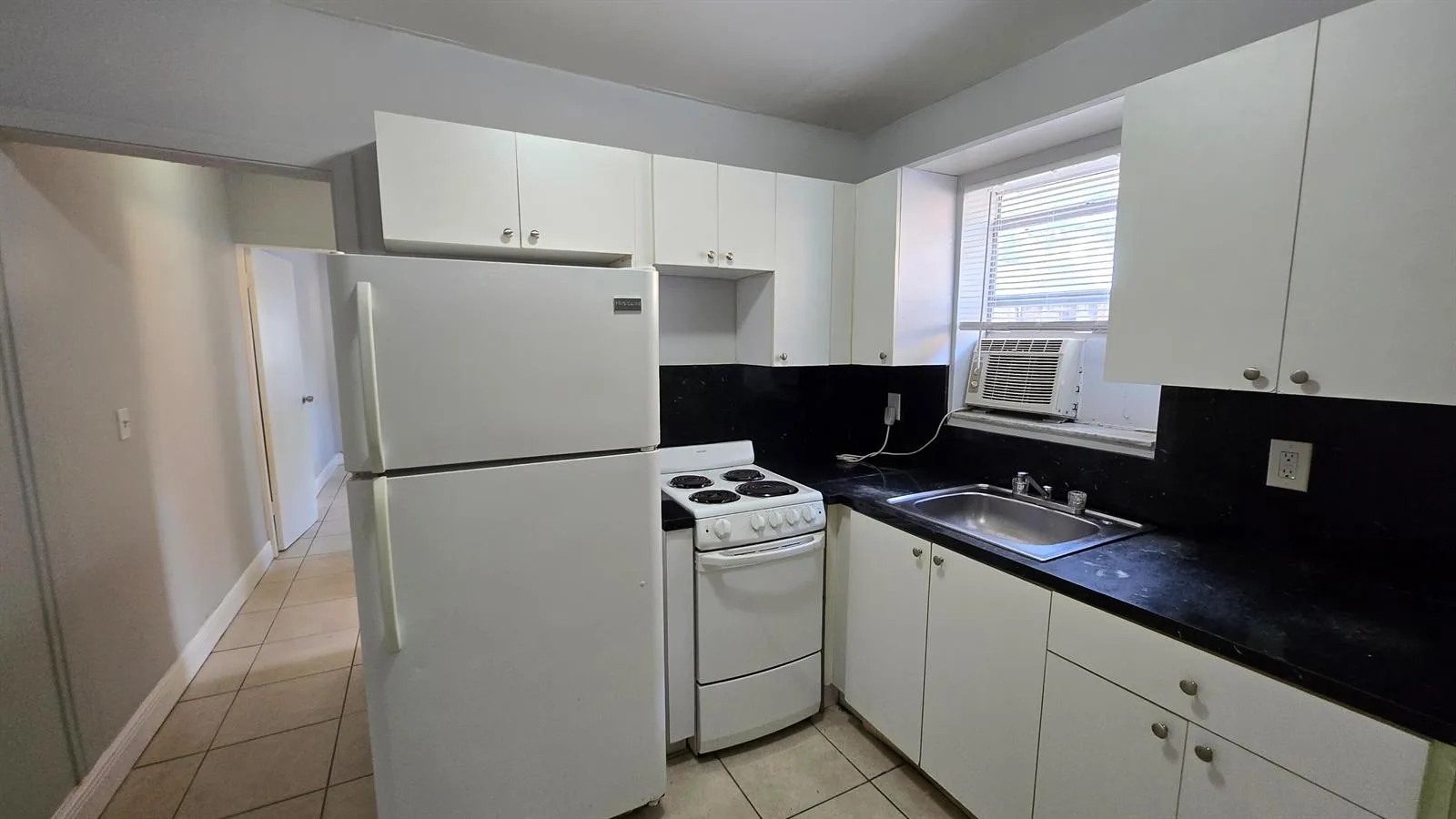 1012 NW 2ND # 6, Hallandale Beach, FL 33009 photo 3