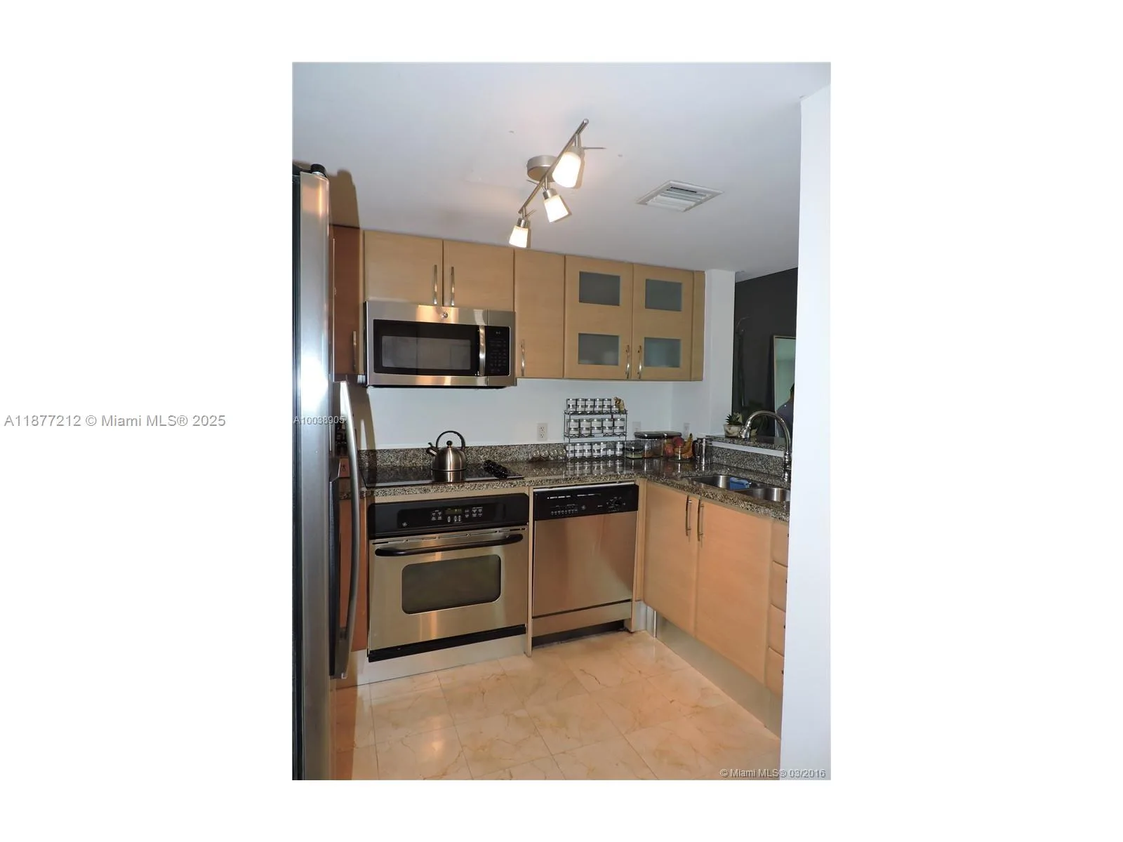 2101 Brickell Ave # 509, Miami, FL 33129 photo 5