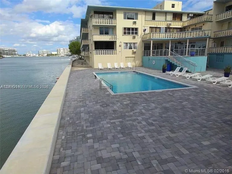 6484 iIndian Creek # 111, Miami Beach, FL 33141 photo 5