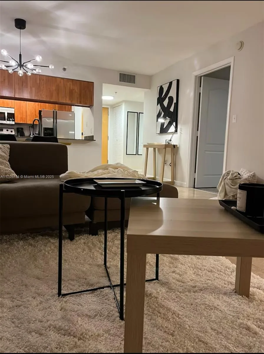 1200 Brickell Bay Dr # 3220, Miami, FL 33131 photo 10