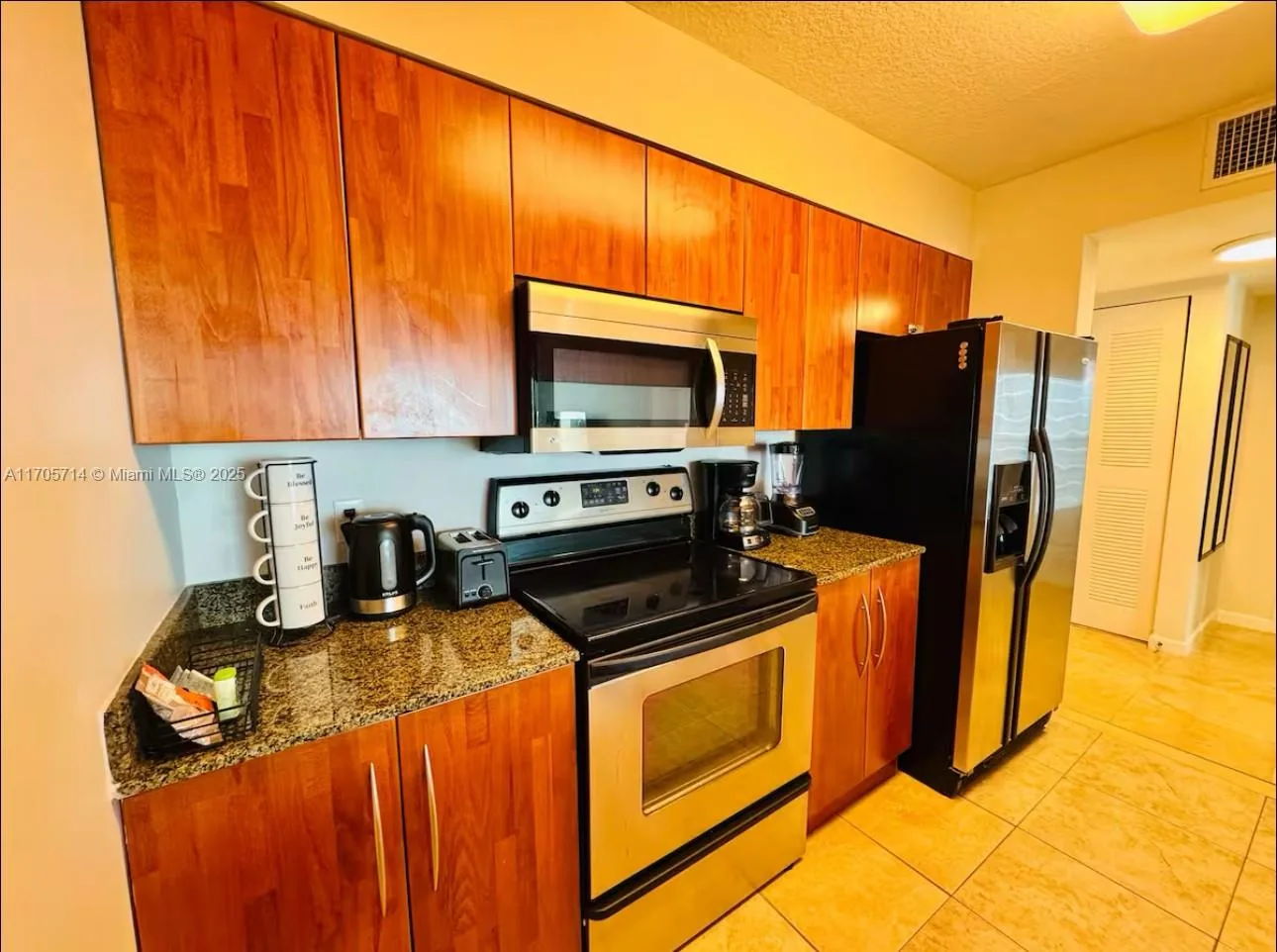 1200 Brickell Bay Dr # 3220, Miami, FL 33131 photo 12