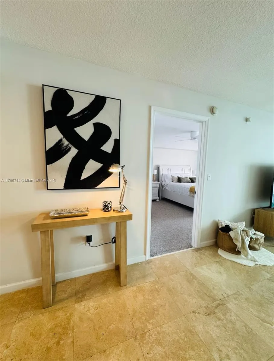 1200 Brickell Bay Dr # 3220, Miami, FL 33131 photo 8