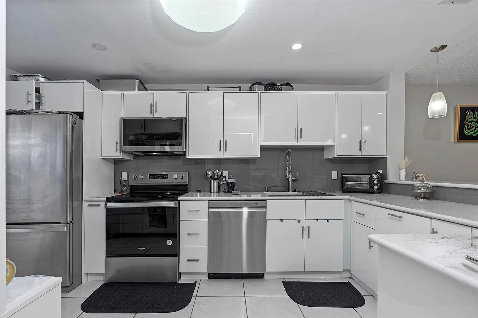 1177 NW 98th Terrace # 132, Pembroke Pines, FL 33024 photo 4