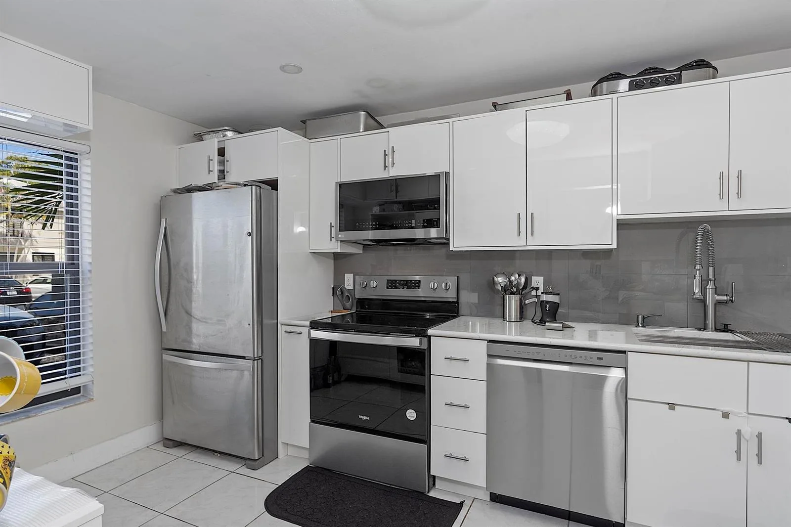 1177 NW 98th Terrace # 132, Pembroke Pines, FL 33024 photo 5