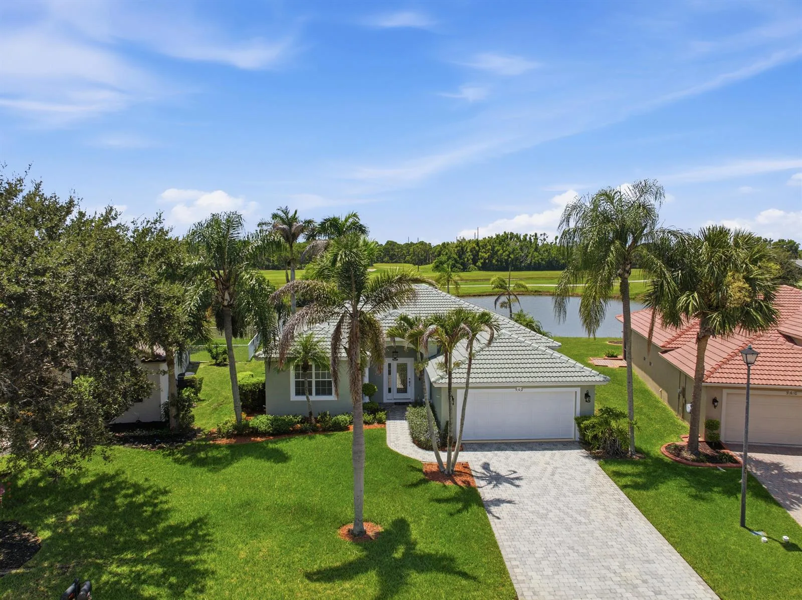 562 NW WAVERLY Circle, Port St. Lucie, FL 34983